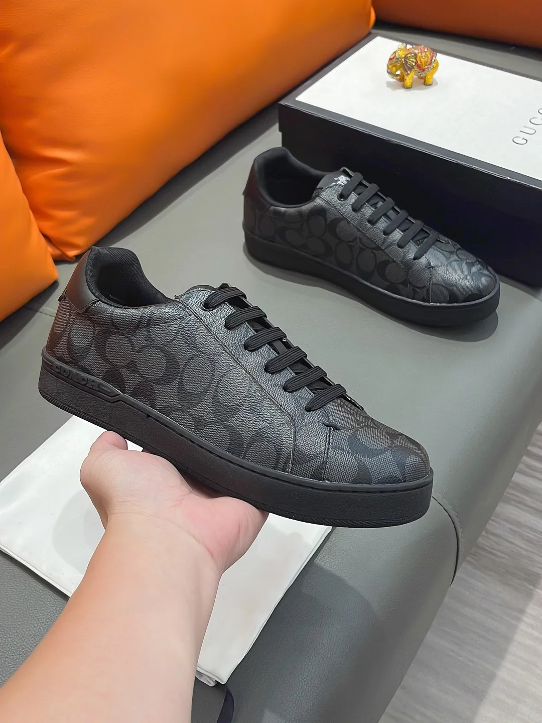 Men's shoes GUCCI "Gucci" P400 Regular size: 38-44 (casual shoes) Product materials: Selected cowhide upper, soft sheepskin lining; original outsole.